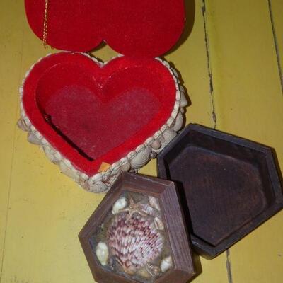Vintage Seashell Trinket Boxes, Heart Shaped, Wood Seashell Box 