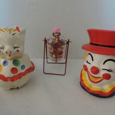 VINTAGE COLLECTIBLES SEND IN THE CLOWNS