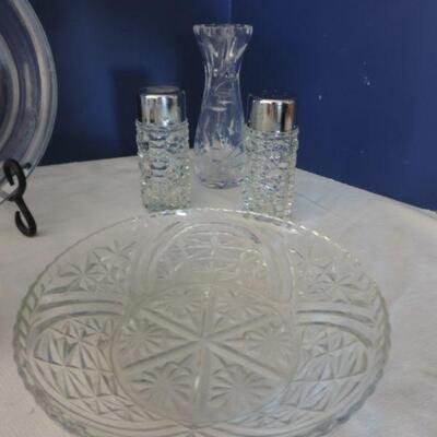 24 LEAD CRYSTAL VASE & GLASS PIECE'S 