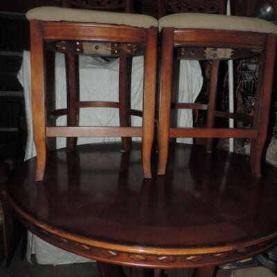 WOODEN TABLE & 4 CHAIRS