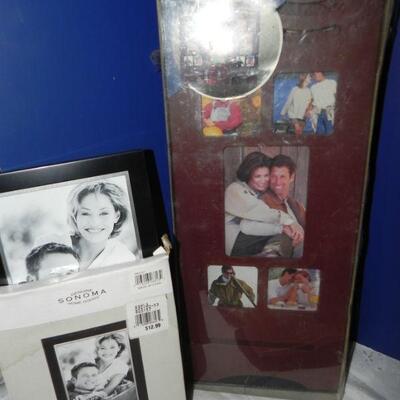 PHOTO FRAMES