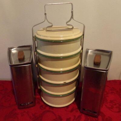 LOT 3  ASIAN ENAMEL FOOD STACKING CARRY ALL