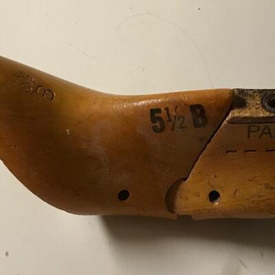 Antique shoe form