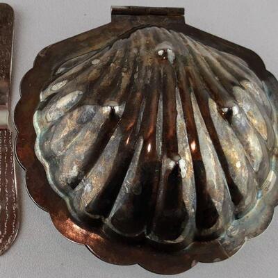 Hong Kong Leonard Silverplate Clam Server