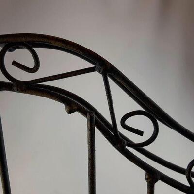 Harp Candle Holder