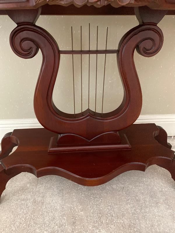 **Antique Mahogany Harp Table with Carrera Marble top / Excellent