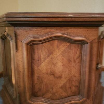 Lot 56: Mid Century Modern Hexagonal Drexel Side Cabinet Table