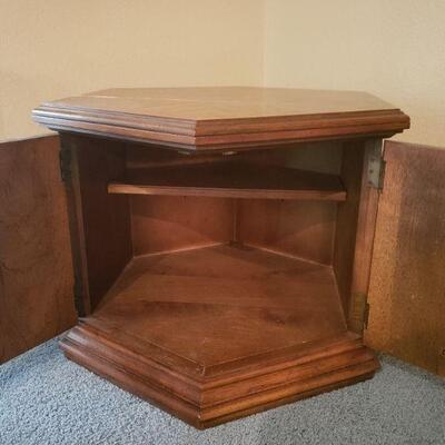 Lot 56: Mid Century Modern Hexagonal Drexel Side Cabinet Table