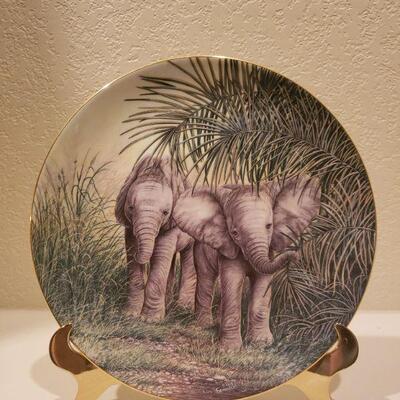 Lot 59: Royal Doulton Baby Elephants "Where's Mum?" Collectors Plate (Stand Included)