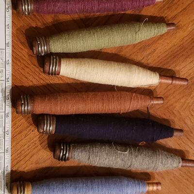Lot 72: Large Vintage Bobbins 