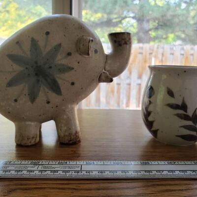 Lot 77: Ceramic Elephant & Small Vase