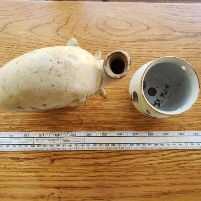 Lot 77: Ceramic Elephant & Small Vase