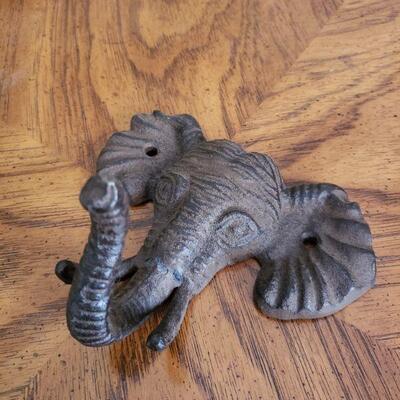 Lot 82: Metal Elephant Trunk Hook