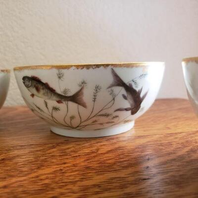 Lot 89: Antique AK Handpainted Fish Dishes (4)