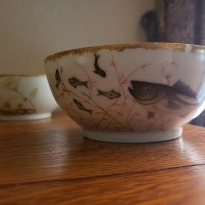 Lot 89: Antique AK Handpainted Fish Dishes (4)