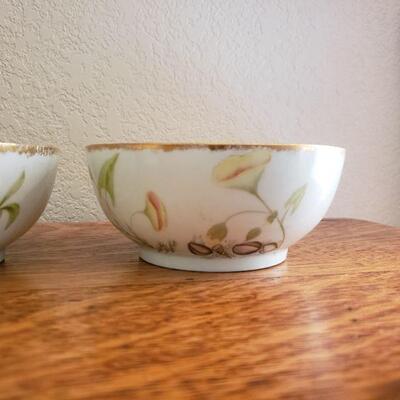 Lot 89: Antique AK Handpainted Fish Dishes (4)