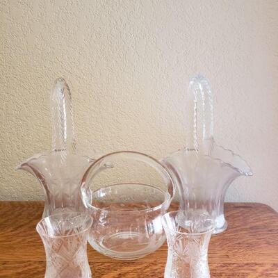 Lot 90: Crystal Lot (5 Pieces)
