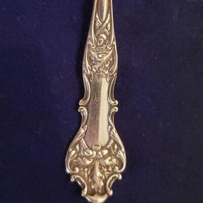 Lot 100: Acorn Pattern Silverplate Spoons in Case