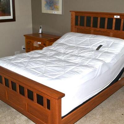 LOT 64 FULL SIZE MISSION STYLE BED WITH ELECTRIC ADJUSTABLE BASE