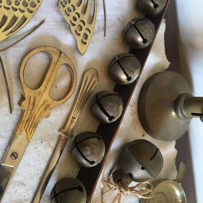 Mixed Vintage Brass Collection of 18 Pieces 