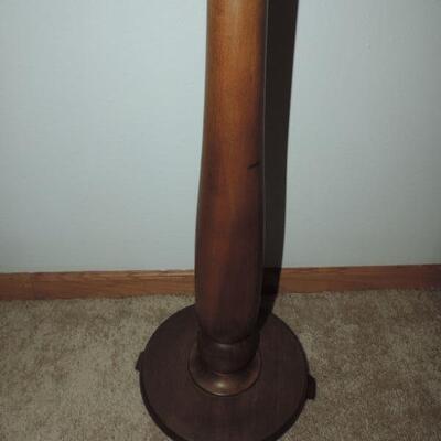 WOOD PLANT STAND