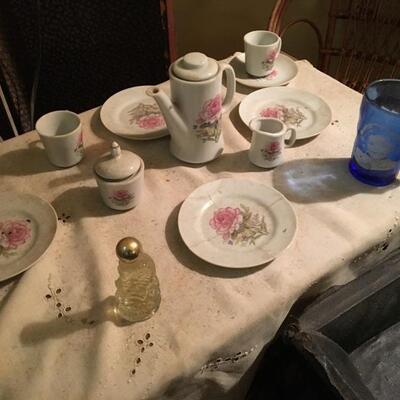 6 piece Doll Furniture Lot with Porcelain Collection Included