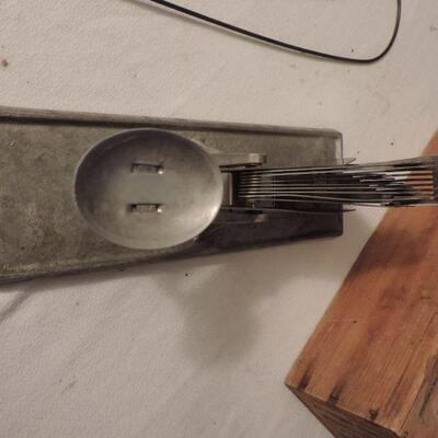 VINTAGE  ACME EGG SIZER-STEAK BRANDING IRON & MORE