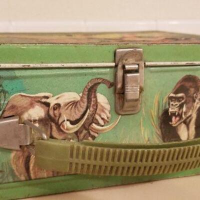 Lot #101: Vintage 1966 TARZAN Lunch Box 