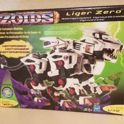 Lot #107: Vintage Motorized Model LIGER ZERO Unused