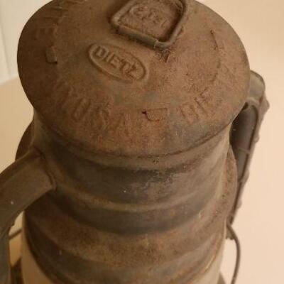 Lot #114: Antique DILTZ No. 2 D Line Railroad Lantern 