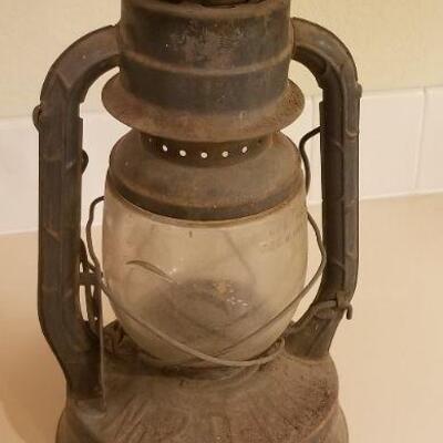 Lot #114: Antique DILTZ No. 2 D Line Railroad Lantern 