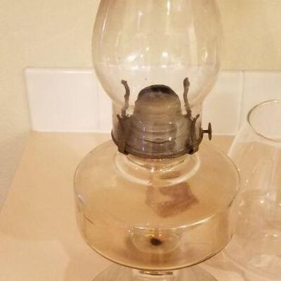 Lot #120: Bundle of Antique Oil Lamps + Glass Shade (ALADDIN + Glass))