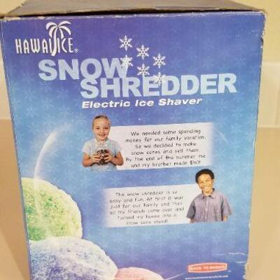 Lot #123: Snow Shredder Machine w/ Box 