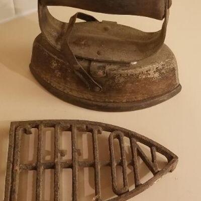 Lot #125: Group of (3) Antique Sad Irons
