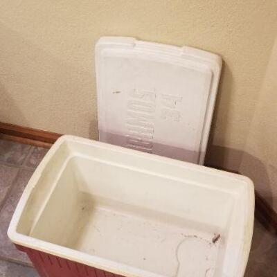 Lot #132: Vintage THERMOS 34 Red Cooler 