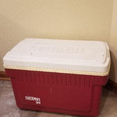 Lot #132: Vintage THERMOS 34 Red Cooler 