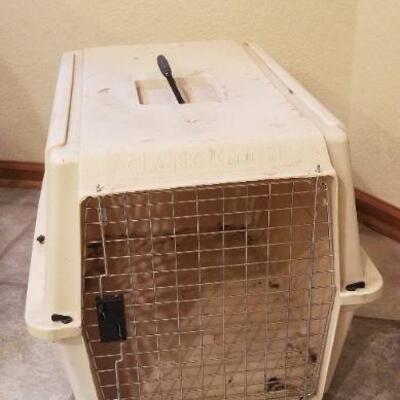 Lot #133: Large Animal Transport Carrier w/ Metal Door