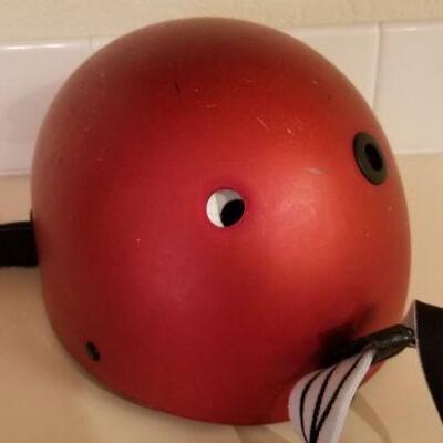 Lot #150: Vintage Ski Helmet and Goggles