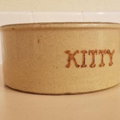 Lot #153: Vintage ROSEVILLE Pottery KITTY Food/Water Dish