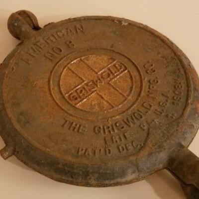 Lot #155: Antique GRISWOLD American No. 8 Waffle Maker