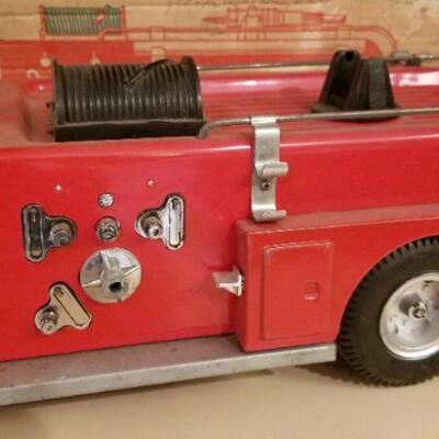 Lot #160: Vintage TEXACO Fire Engine Truck w/ Original Box