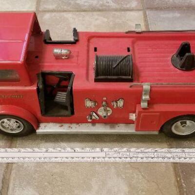 Lot #160: Vintage TEXACO Fire Engine Truck w/ Original Box