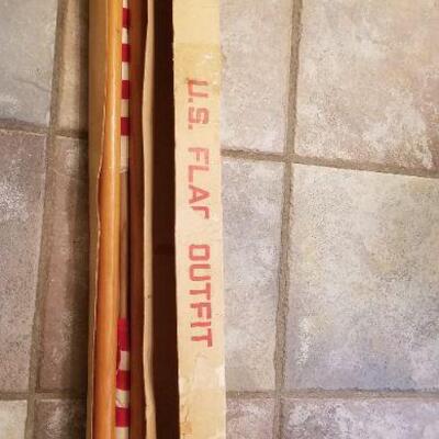 Lot #165: No. 9506 Vintage Flag Outfit (jointed pole)