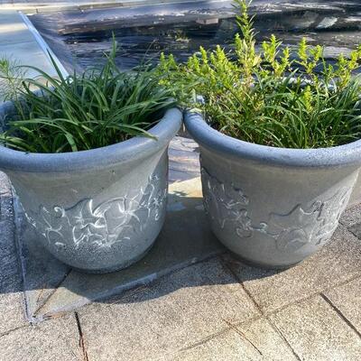 O - 434: pair of Resin Flower Pots 