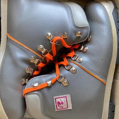 Artex leather  Ski shoes 41 