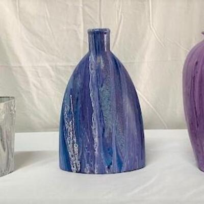 LOT#H4: Trio of Acrylic & Resin Vases