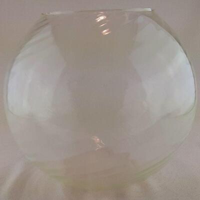 Clear Swirl Glass Fish Bowl