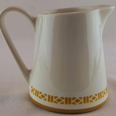 Syracuse China Creamer