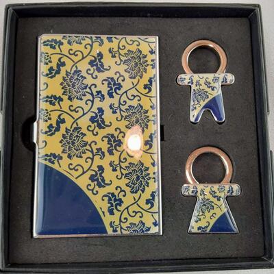 Card Holder and 2 Key Clips