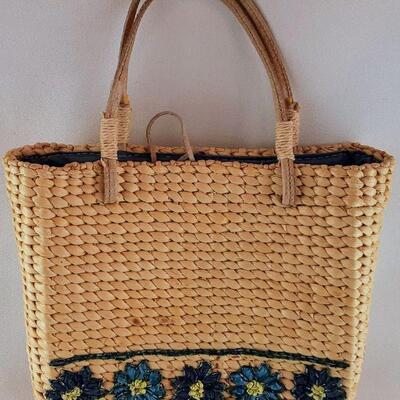 Vintage Straw Purse